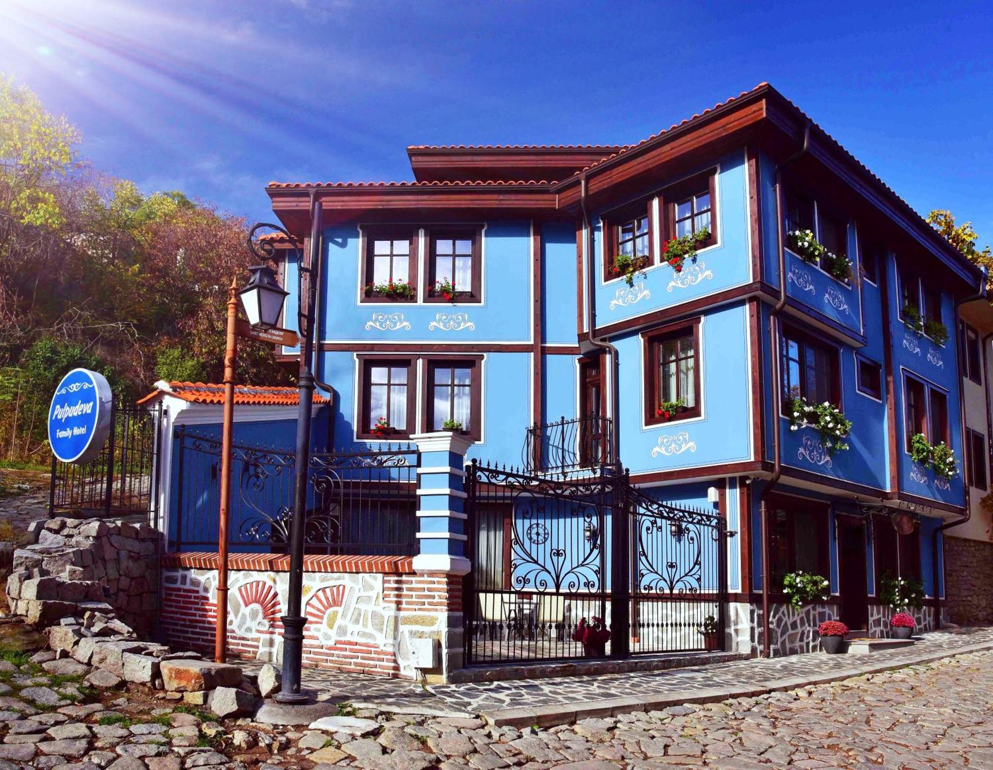 Pulpudeva Family Hotel Пловдив Экстерьер фото